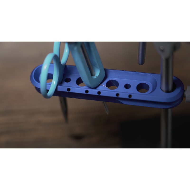 Vise tool keeper