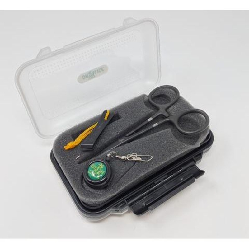 Dr. Slick Black Standard Clamp Gift Set in Medium Fly Box