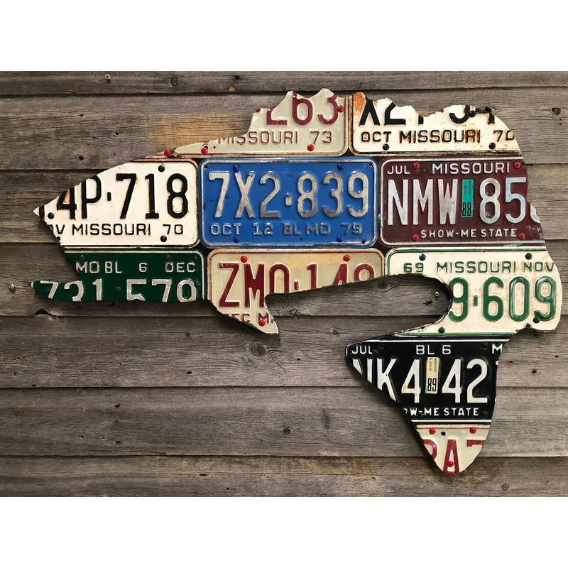 Missouri Largemouth Bass Vintage License Plate Art